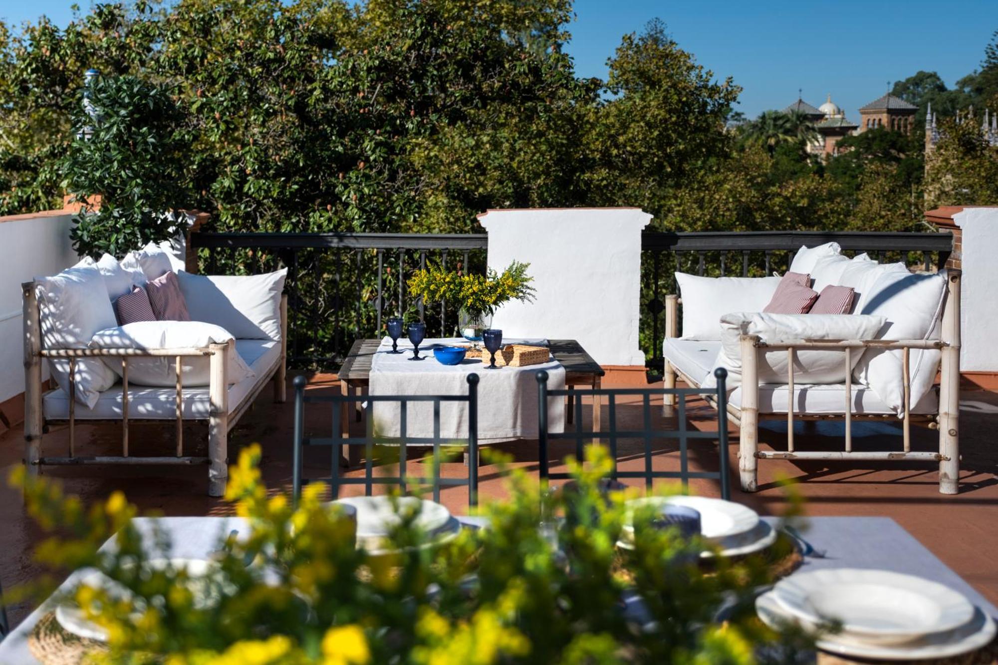 Villa Alfonso, Restored Palace House With Gardens And Monuments Views เซบีญา ภายนอก รูปภาพ