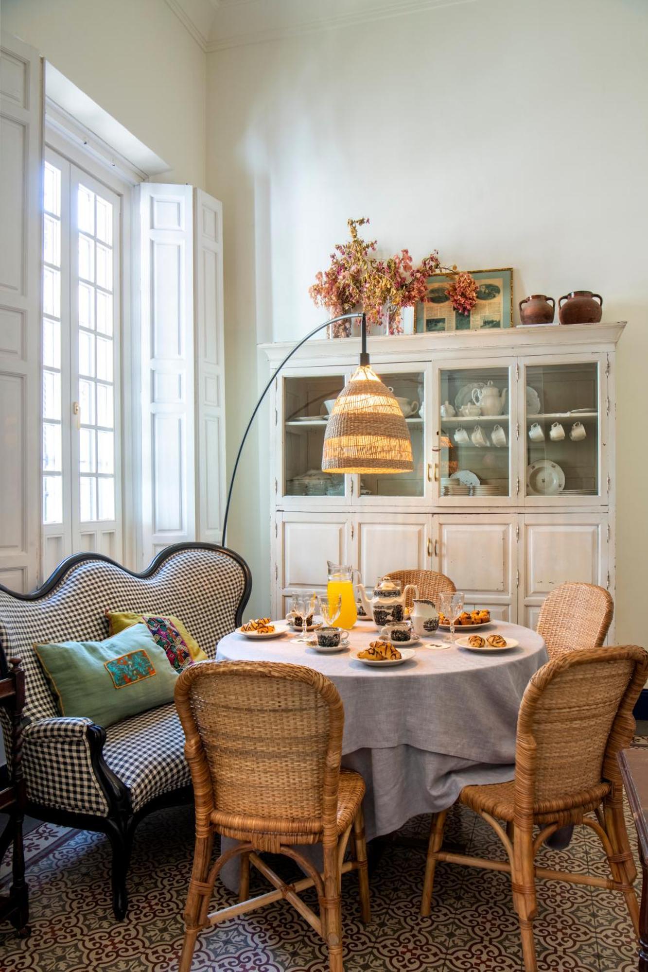 Villa Alfonso, Restored Palace House With Gardens And Monuments Views เซบีญา ภายนอก รูปภาพ
